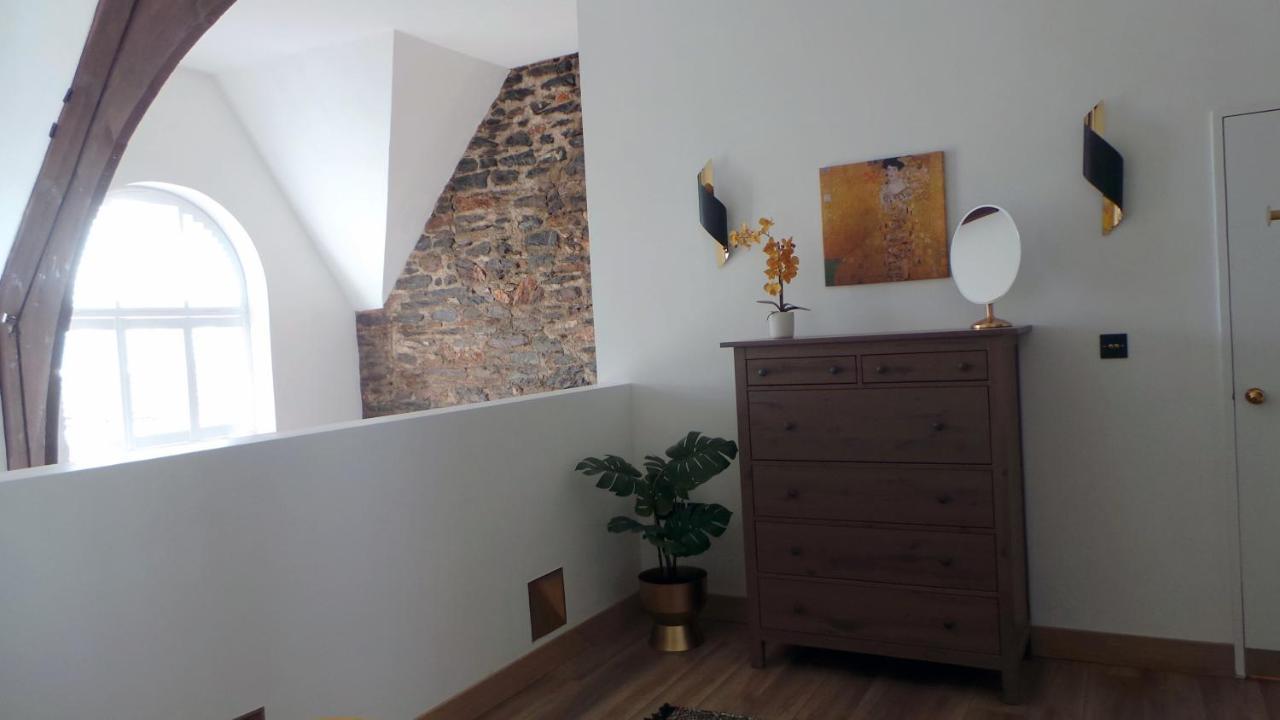 Luxury 1 Bedroom Duplex With Free Parking 普里茅斯 外观 照片