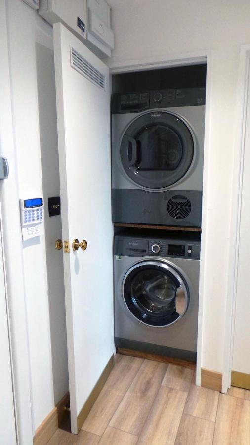 Luxury 1 Bedroom Duplex With Free Parking 普里茅斯 外观 照片