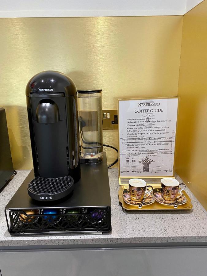 Luxury 1 Bedroom Duplex With Free Parking 普里茅斯 外观 照片