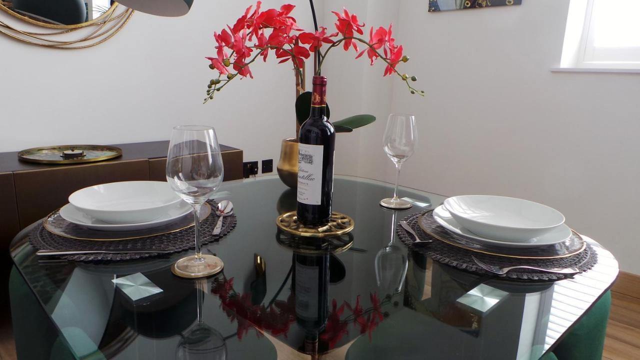 Luxury 1 Bedroom Duplex With Free Parking 普里茅斯 外观 照片